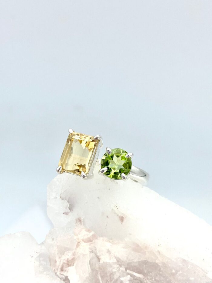 Anillo Doble Citrino y Peridoto Colección Armonía Dual