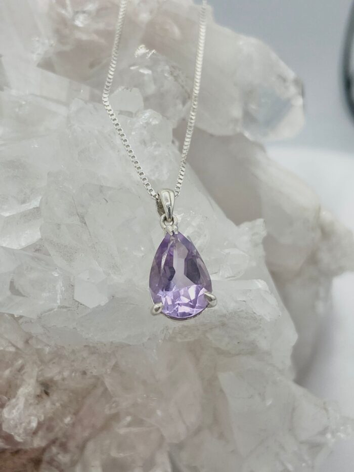 Dije Amatista Lavanda gota
